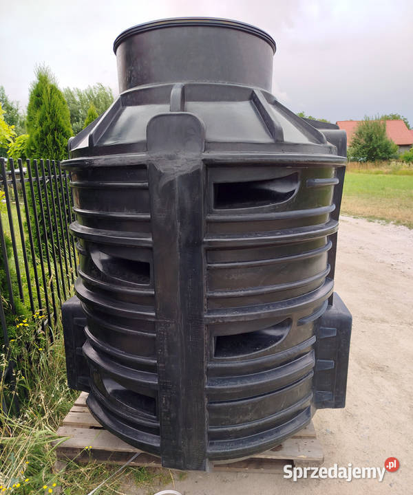 STUDNIA WODOMIERZOWA DN1400 H180 z pokrywą Poznań sprzedam