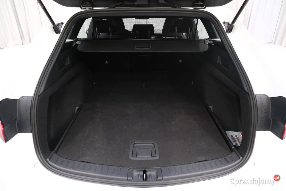 TOYOTA COROLLA 2024 179800 3 98
