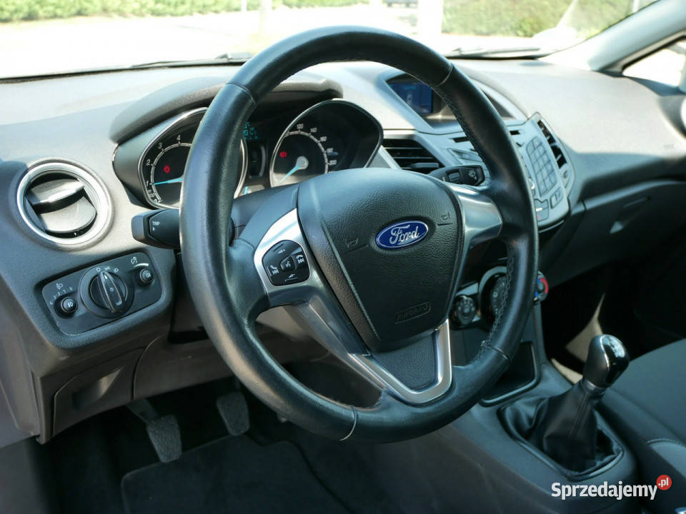 Ford Fiesta FL 10 80M Eu6 Edition Celebration Rok produkcji 2016 Goczałkowice-Zdrój