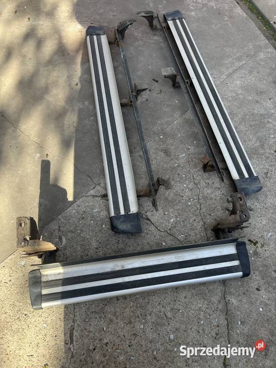 Toyota rav4 20002005 podest stopnie progowe Orurowanie sprzedam