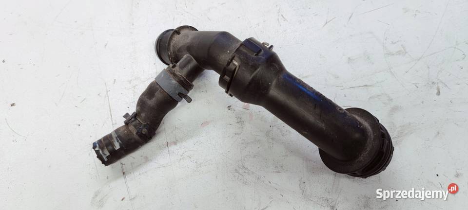 KRÓCIEC WODY AUDI A4 B9 A5 8W0122293AE osobowe Przewody powietrza Przystajń