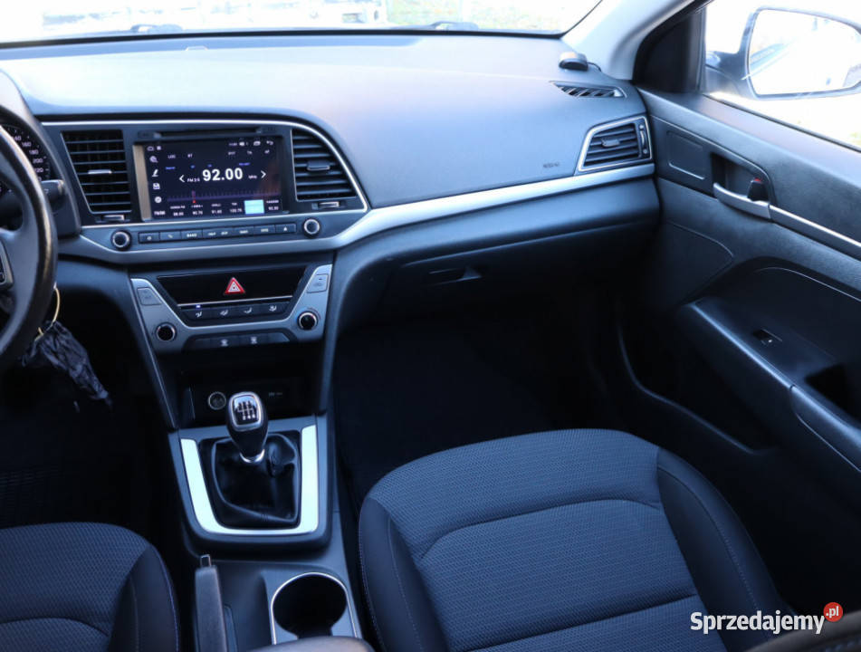 Hyundai Elantra 16 CVVT radio