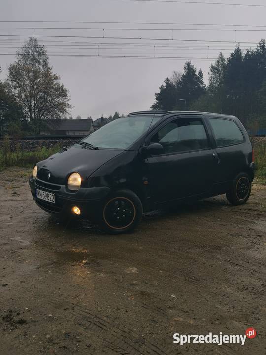 Renault Twingo brzydszy brat Multipli czarny elektryczne szyby