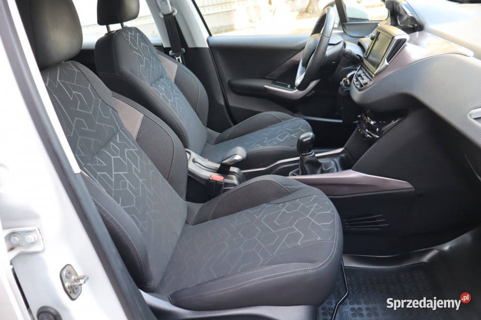 Peugeot 2008 12 PureTech tempomat Zabrze