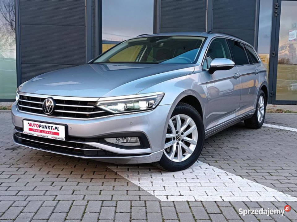 Volkswagen Passat 2022r FV23 Kamera ElKlapa 150KM Kraków