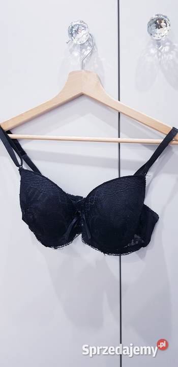 Biustonosz z delikatnym wypełnieniem Dąbrowa Górnicza