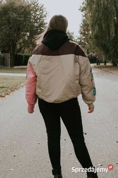 HIT 2021 kurtka bomberka Łódź