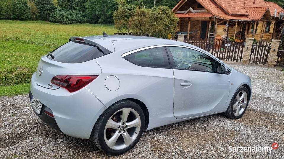 Opel Astra gtc20cdti navibi xenonCzujniki Tarnów