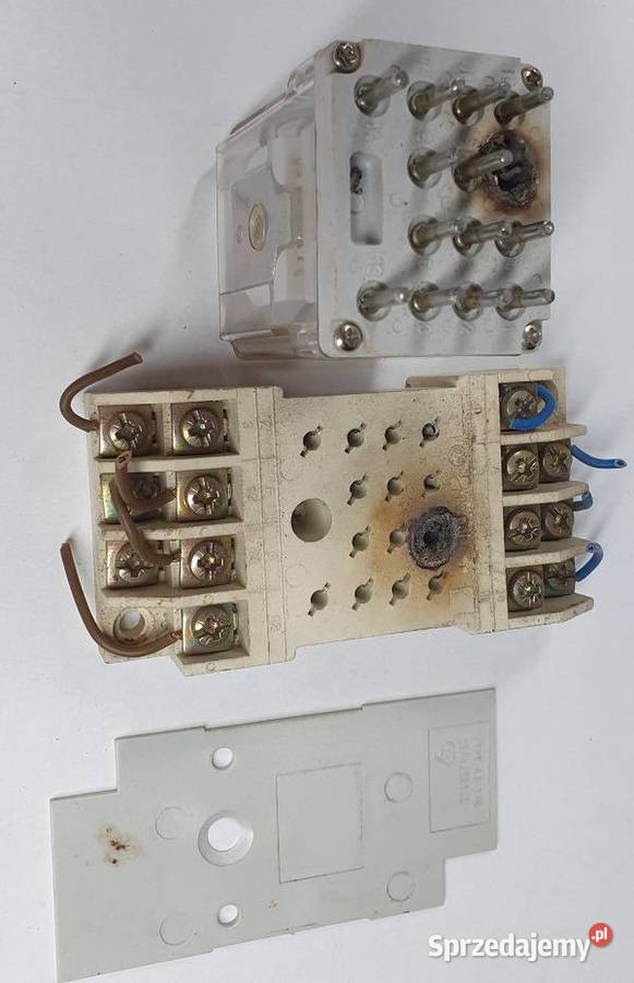Przekaźnik R15 4PDT 10A 250 AC 50Hz Reszel sprzedam