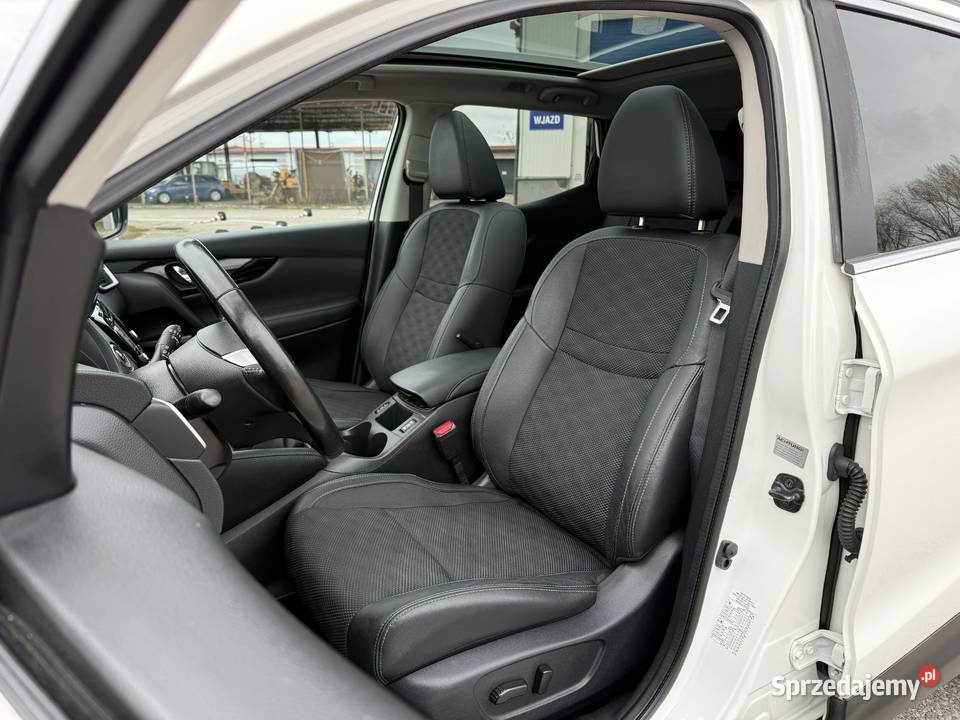 Nissan Qashqai 12 BENZYNA Klimatronik Nawigacja przyciemniane szyby