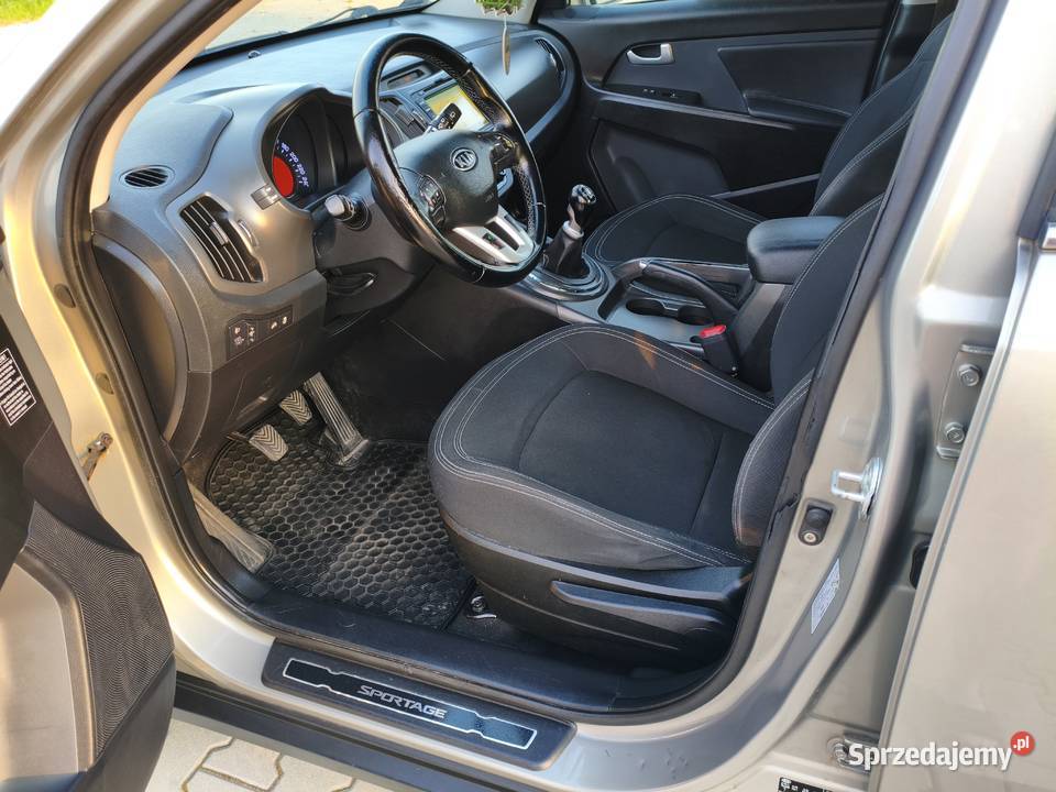 Kia sportage 17 diesel bezwypadkowa pierwszy małopolskie Gołcza sprzedam