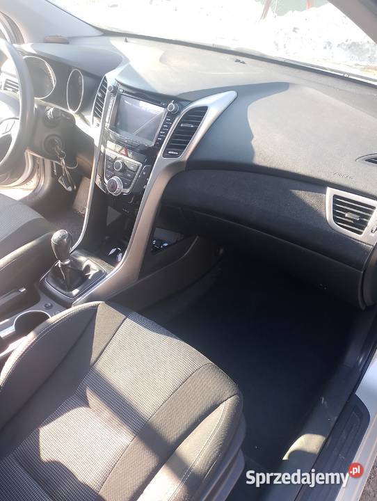 Hyundai i 30 16 crdi Kombi Drużbice sprzedam