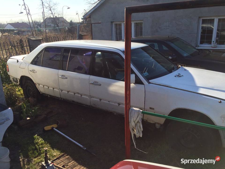 Mercedes 124 Pullman 8 osób 2600cm3 lubelskie Kraśnik