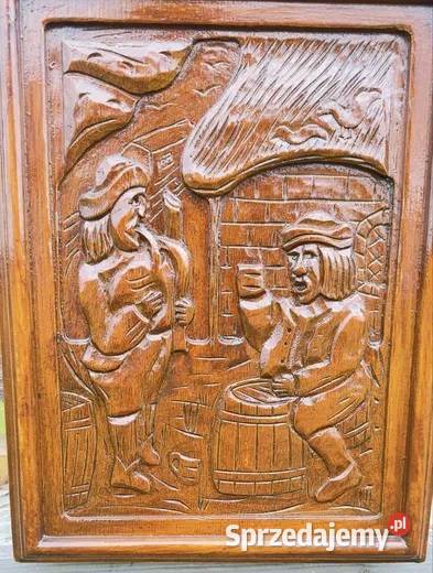 Obraz z płaskorzeźby drugie życie starej szafy Lubasz