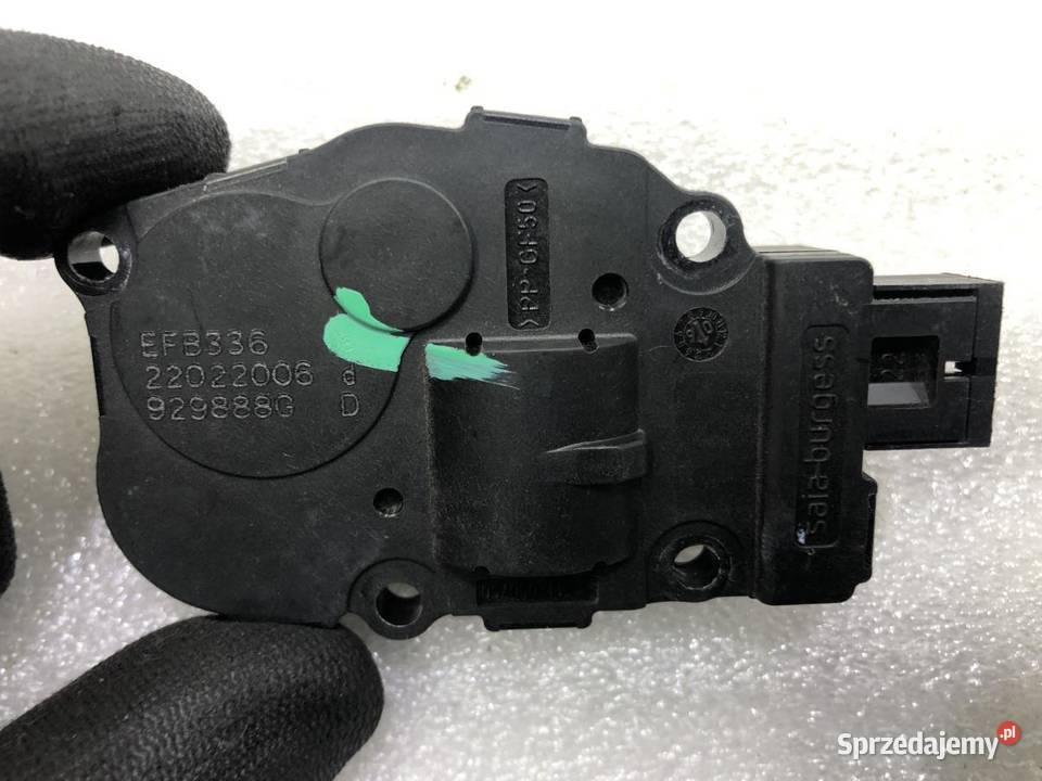 SILNICZEK NAGRZEWNICY MERCEDES W164 412650750 osobowe