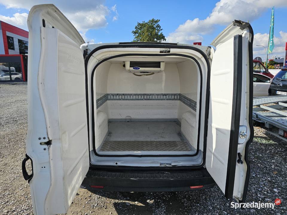 DOBLO CHLODNIA MROZNIA CARRIER 230V 20C EURO5 bezwypadkowy Tarnobrzeg sprzedam