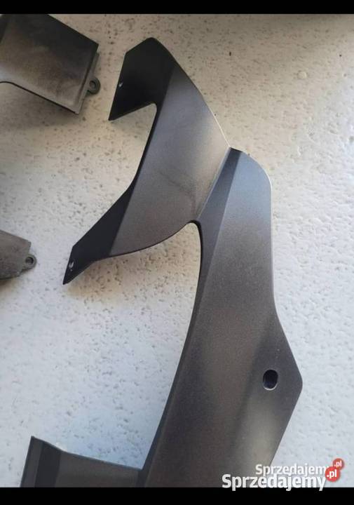 APRILIA TUONO RSV 1000 PŁUG OWIEWKA OSŁONA BOK Nowy Tomyśl