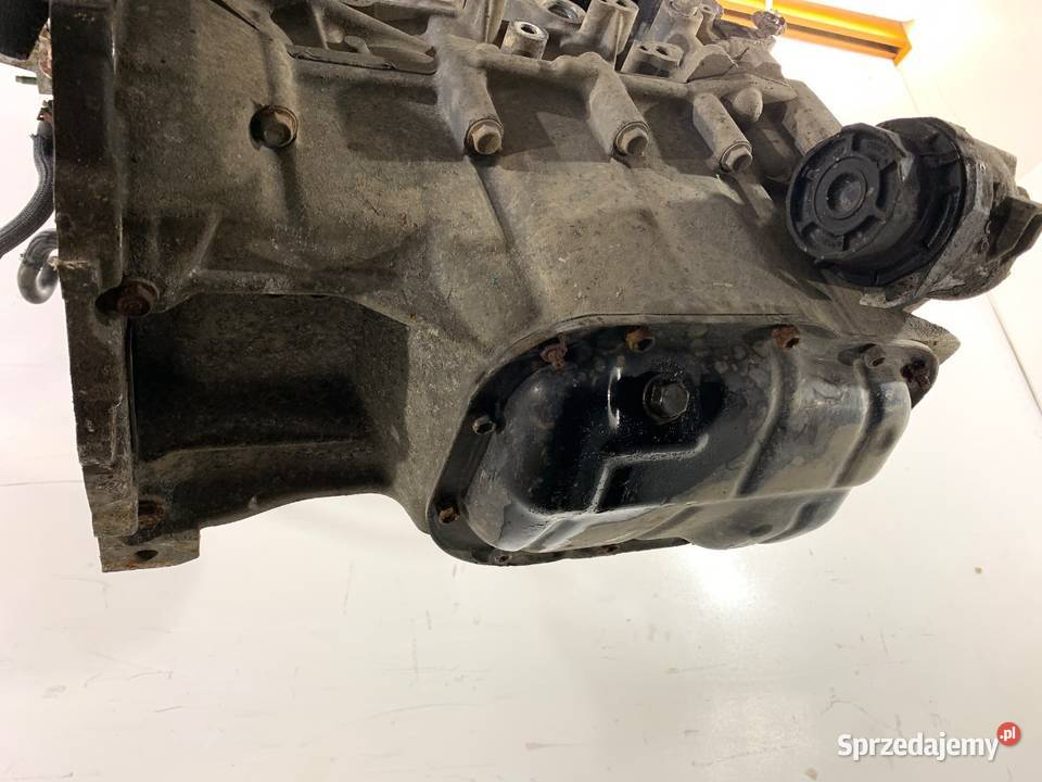 SILNIK TOYOTA 16 132 1ZR 1218 AURIS II