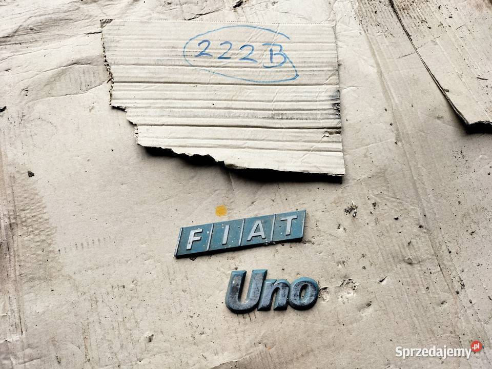 FIAT UNO ZNACZEK EMBLEMAT NAPIS TYLNEJ KLAPY Kamień-Kolonia
