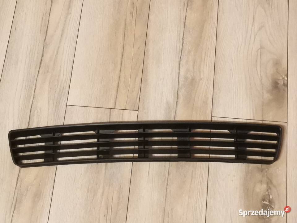 AUDI A4 B5 DOLNA KRATKA ZDERZAKA PRZÓD 8D0807683 Międzychód