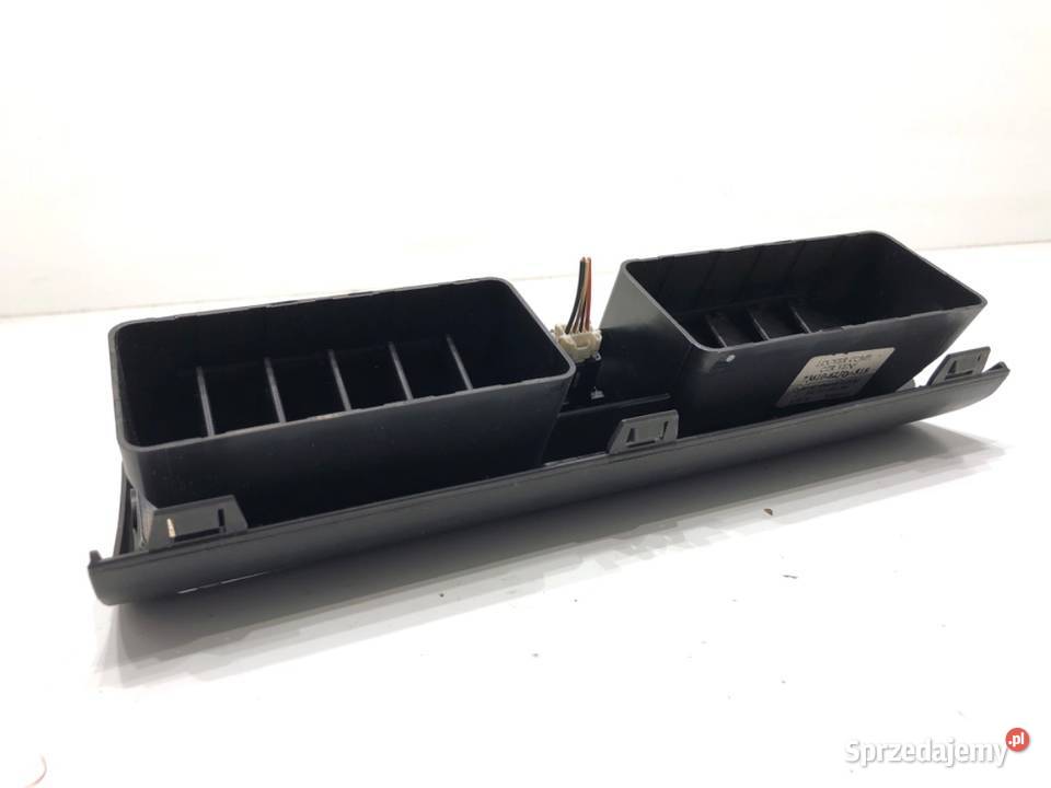 KRATKA NAWIEWU PRZÓD SUZUKI SWIFT III 7361062J00 Wyposażenie wnętrza