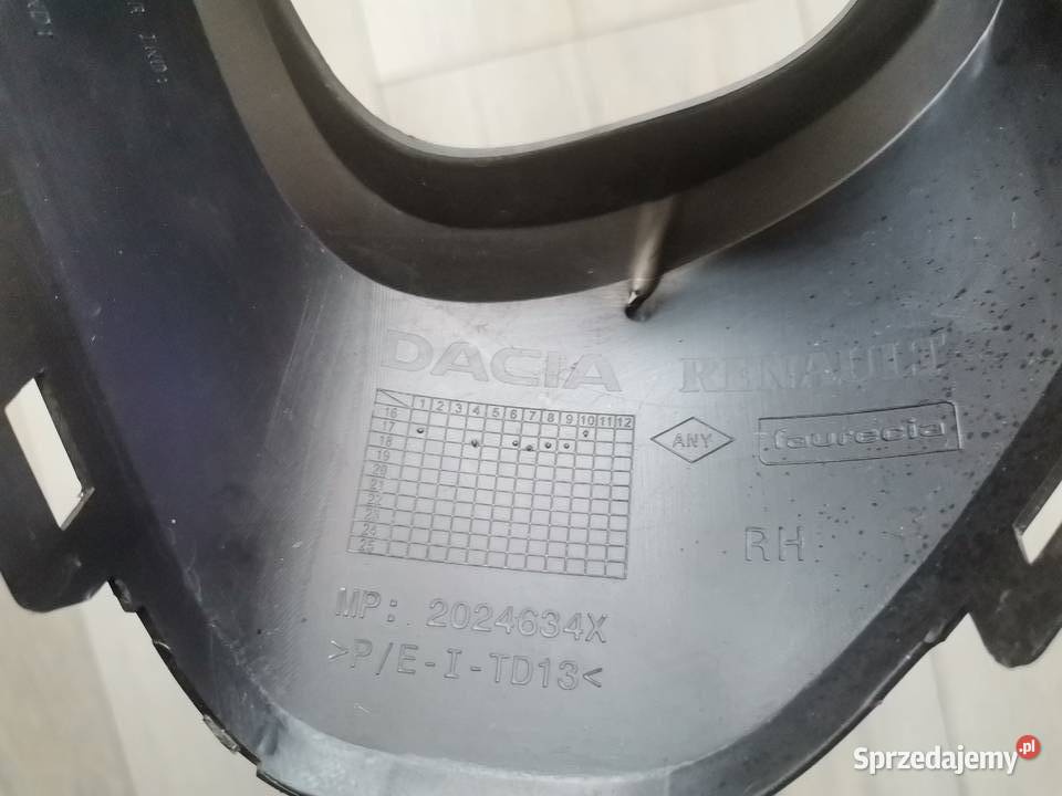 DACIA DUSTER II PRAWA RAMKA HALOGENU 261A27239R wielkopolskie Międzychód