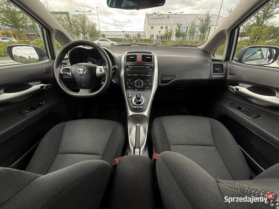 Toyota Auris 18 Hybrid Bezwypadkowa 1 właściciel elektryczne szyby Warszawa