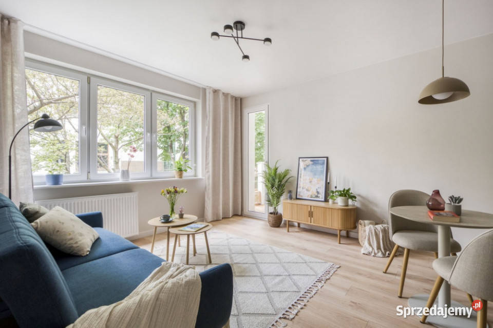 3 pokoje 474 m generalnym remoncie 2 balkony Warszawa