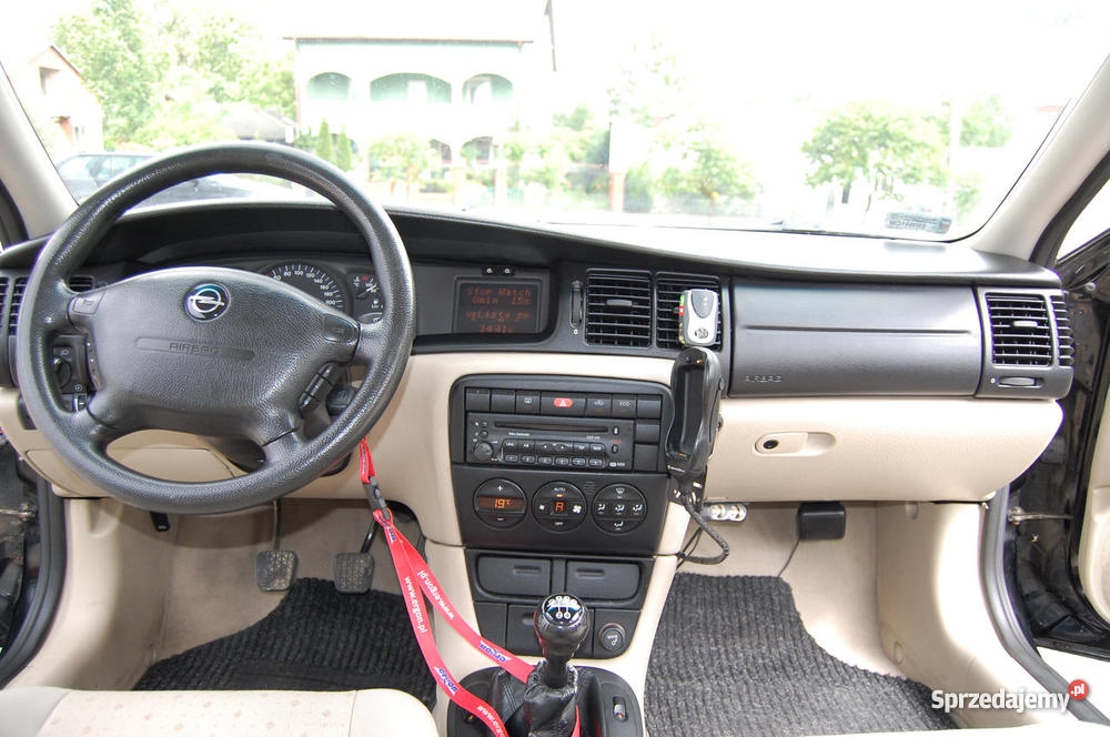 Opel Vectra B Piękność Jasny środek bogato wypos 4/5 Sadkowice