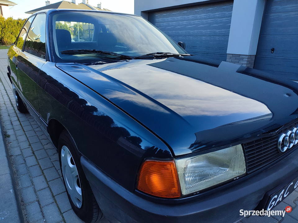 Audi 80 B3 16 benzyna 1987 uszkodzony