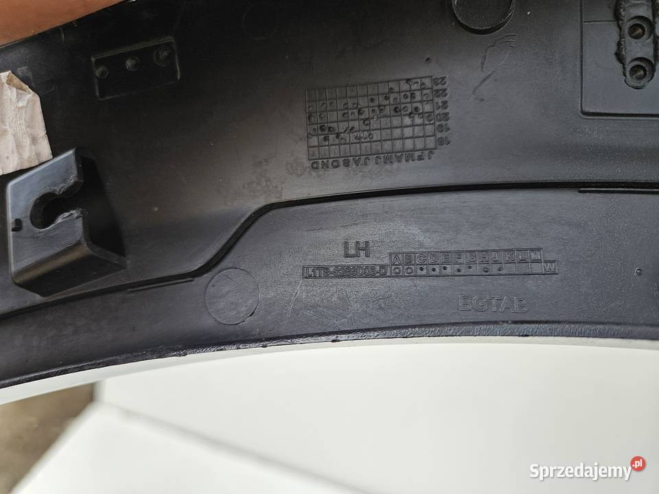 FORD PUMA MK2 LISTWA BŁOTNIKA LEWY TYŁ LEWA Międzychód