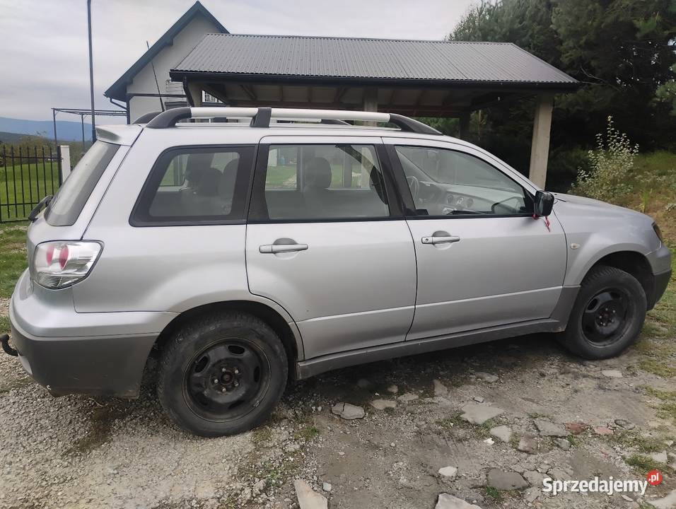 Mitsubishi Outlander 1 uszkodzony Grybów