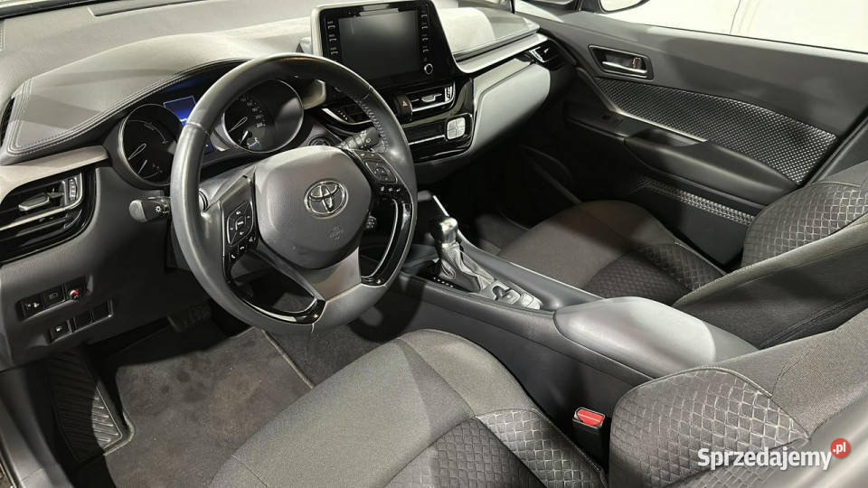 Toyota CHR Toyota CHR 18 Hybrid 122 eCTV Comfort Swarzędz sprzedam
