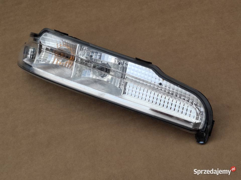 MERCEDES ATEGO KIERUNKOWSKAZ PRAWY ŚWIATŁO ciężarowe lubuskie Bieleń