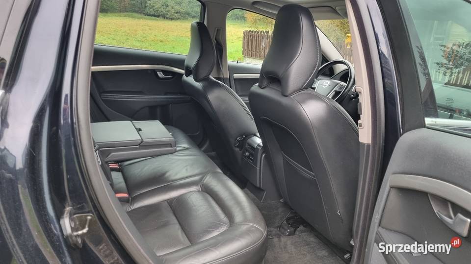 Volvo v70 25turbobogate wyposażenie