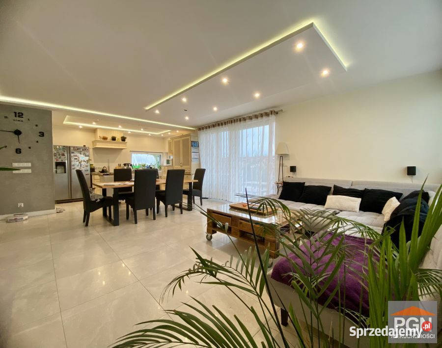 sprzedaży domu wolnostojącego 215m2 Pogorzelica 215m2 sprzedam