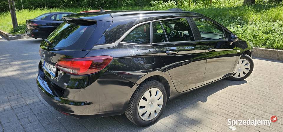 Opel Astra Sports Tourer 16 CDTi 110 kombi 2018 nieuszkodzony Chełmno