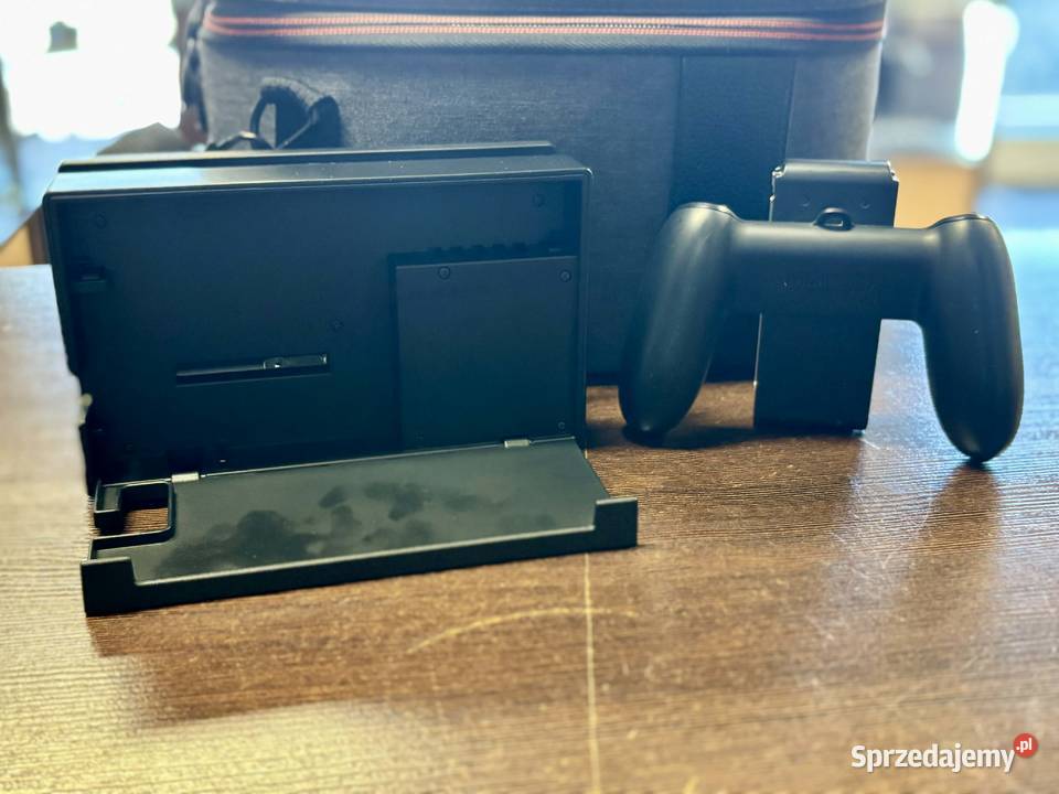 Konsola Nintendo Switch HAC00101 Szara Akcesoria sprzedam