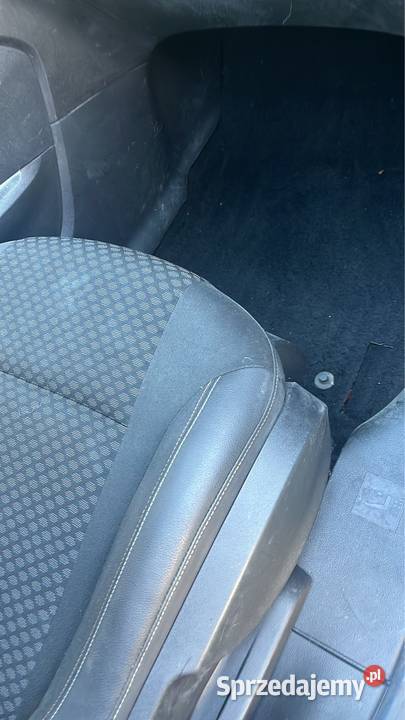 Fotele Opel zafira C lift 7osobowa Mielec