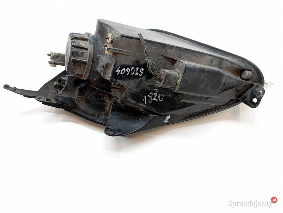 LAMPA PRZÓD PRAWA EU PRZED LIFT Ford Fiesta Mk6 Rok produkcji 2002 sprzedam