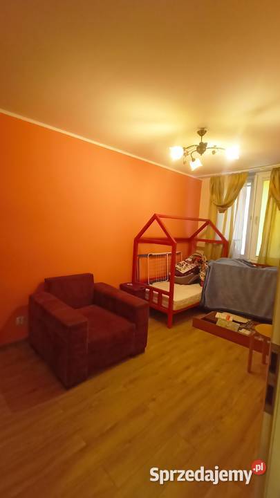 Mieszkanie 3 pokoje sprzedam