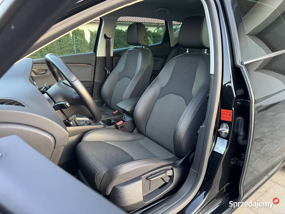 Seat Leon 15 BENZYNA Klimatronik Nawigacja