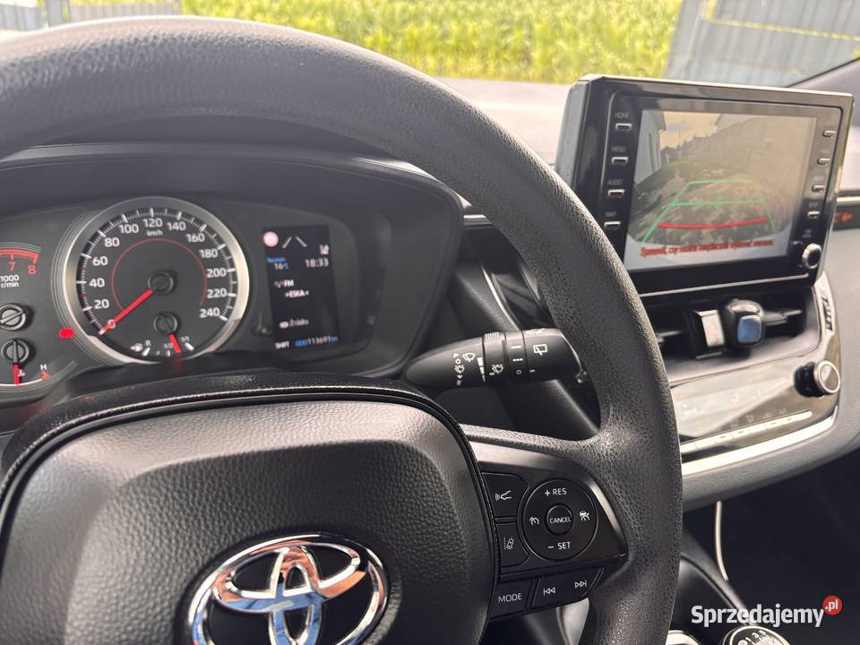 Corolla 12T salon Polska Bezwypadkowy serwis ASO Brzeziny