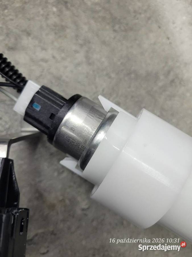 BMW R NINE T SCRAMBLER OEM K21 NOWA POMPA PALIWA