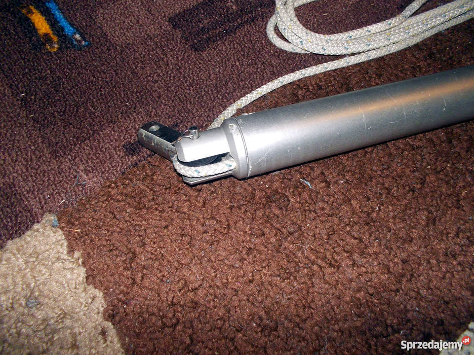 OBCIĄGACZ BOMU Łosice