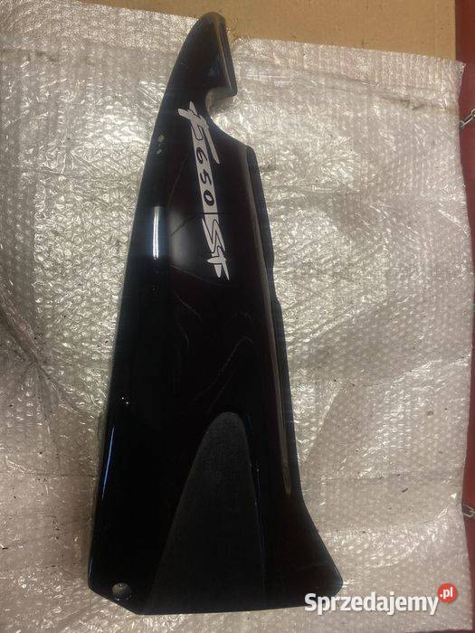 BMW F 650 prawa tylna owiewka osłona C189 Pozostałe Poznań