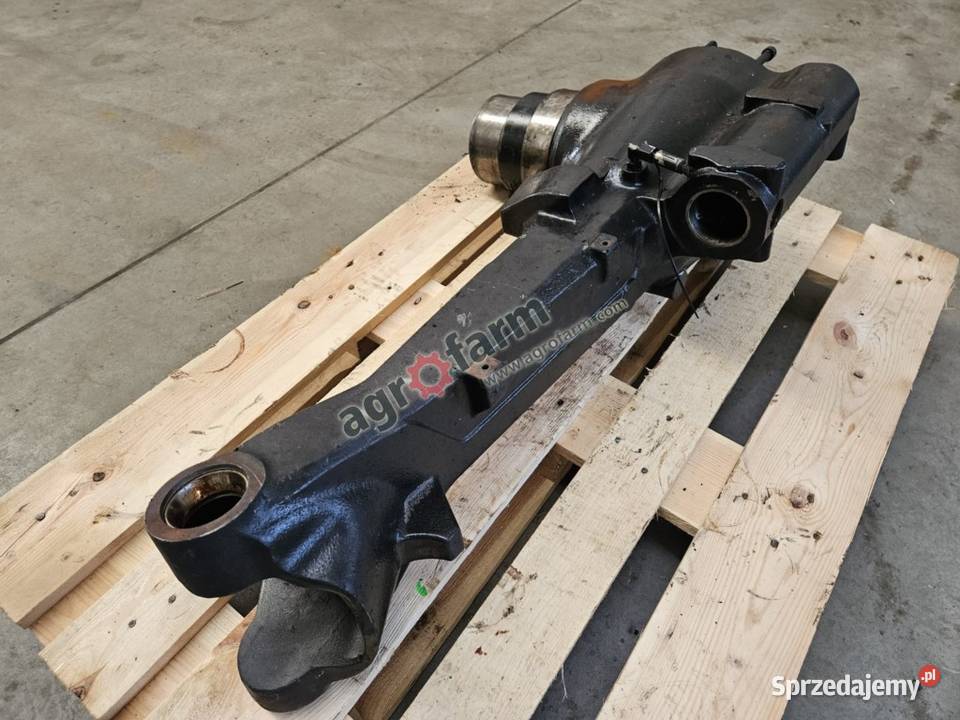 Obudowa mostu FWD RH Valtra N111 N121 N141 Byków