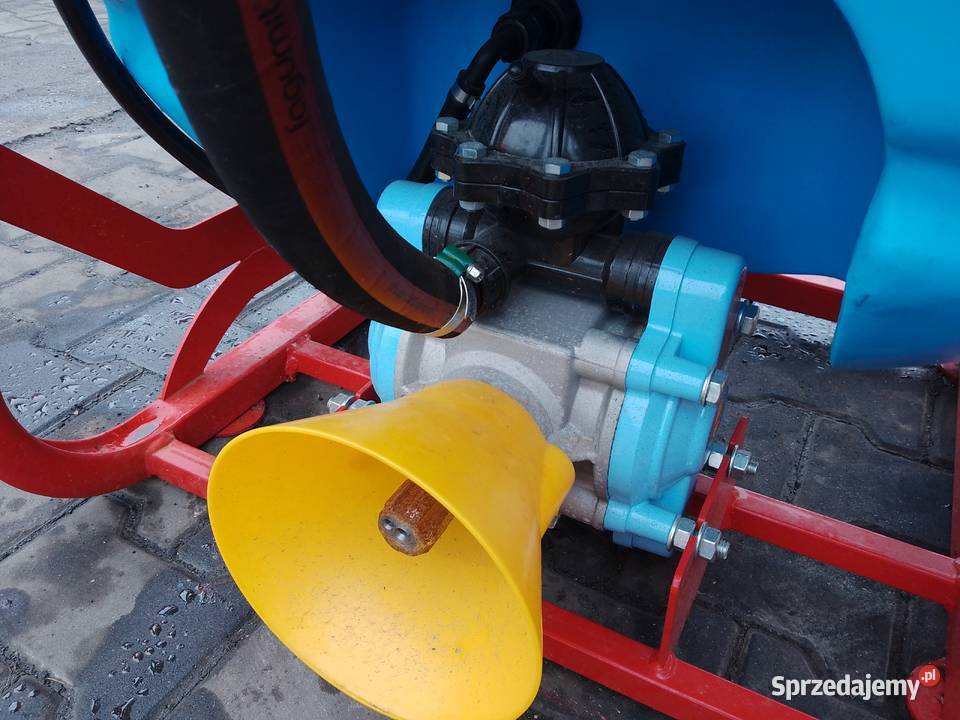 opryskiwacz 400l 12końcówki potrójne BIARDZKI Świebodzin sprzedam