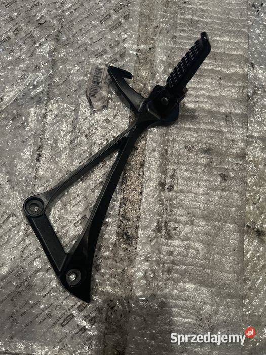 Kawasaki ZX10R ZX 10R Set Pasażera Lewy podnóżek sprzedam