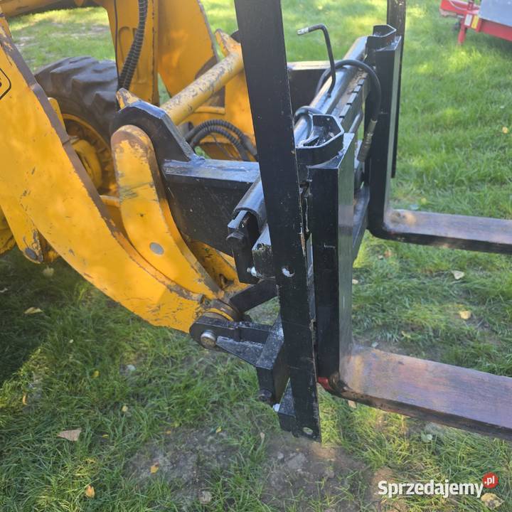 Kareta z przesuwem hydraulicznym i widłami z wielkopolskie